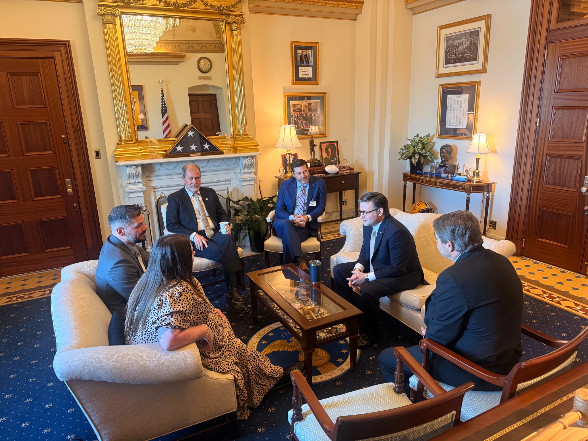 WFI founder Buddy Rushing briefing the Speaker of the House on the Hyperion Campaign